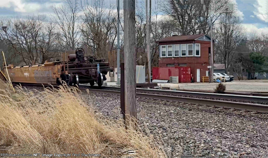 I018 clears and the tower becomes visible.